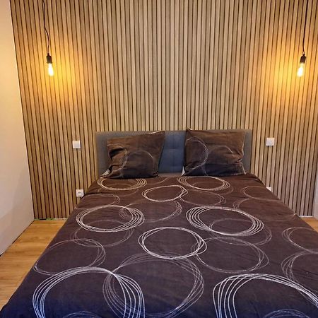 Le Jardin Des Hirondelles Bed and Breakfast Blanzaguet-Saint-Cybard Eksteriør billede